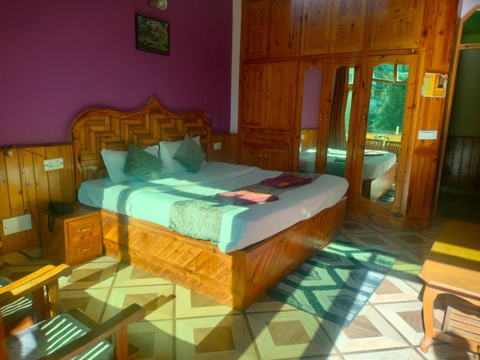 Govind Royal Stay Manāli Exteriér fotografie